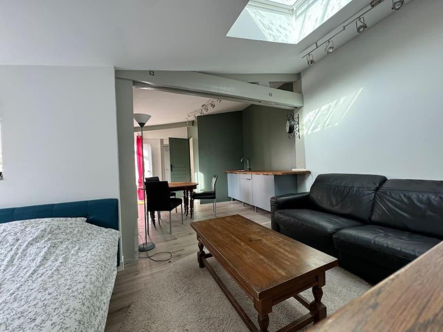 Petite Maison Independante Avec Parking Vetheuil Екстер'єр фото